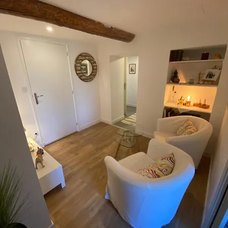 La Papaline De Caroline D'hotes Avec Petit-dejeuner Bed & Breakfast